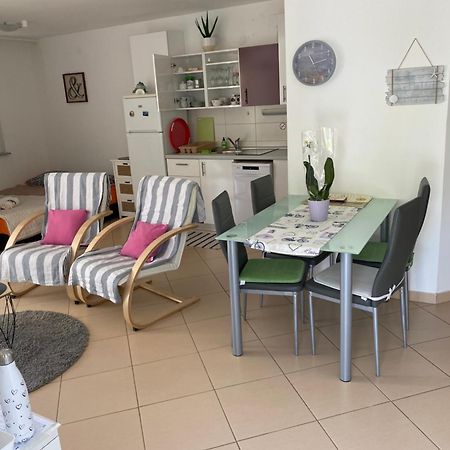 Apartman Igor Чижичи Экстерьер фото